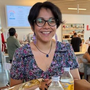 Meet your Posher, Claudia